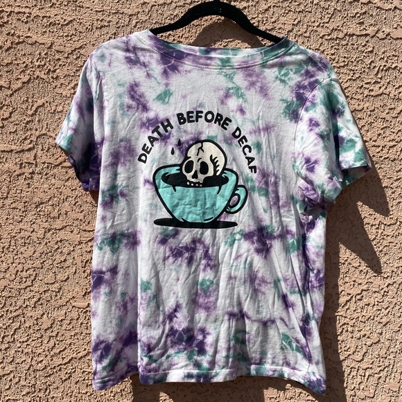 Urban Nation Tops - URBAN NATION DEATH BEFORE DECAF TEE